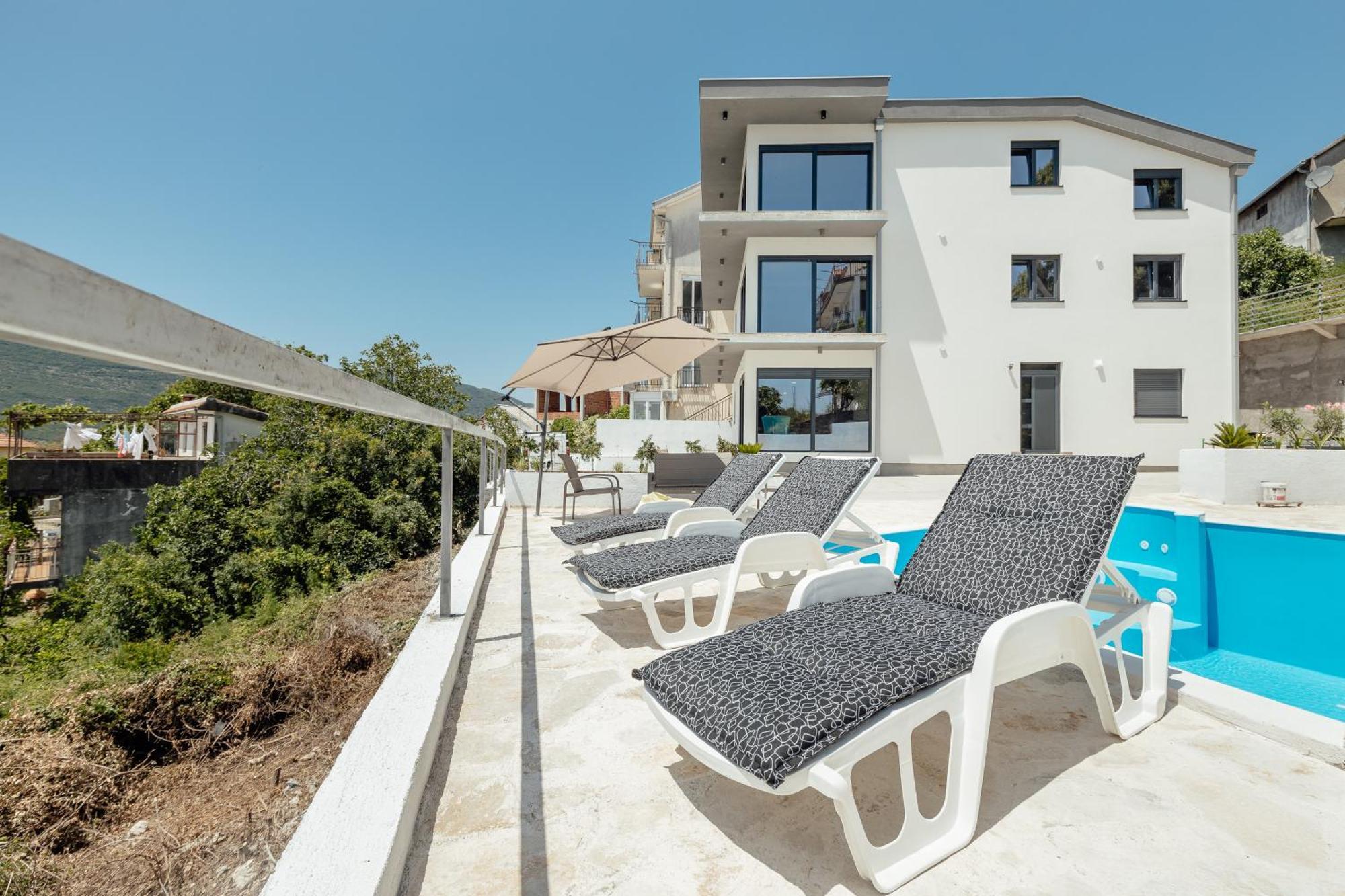 Magnolija Apartmani Igalo Zewnętrze zdjęcie