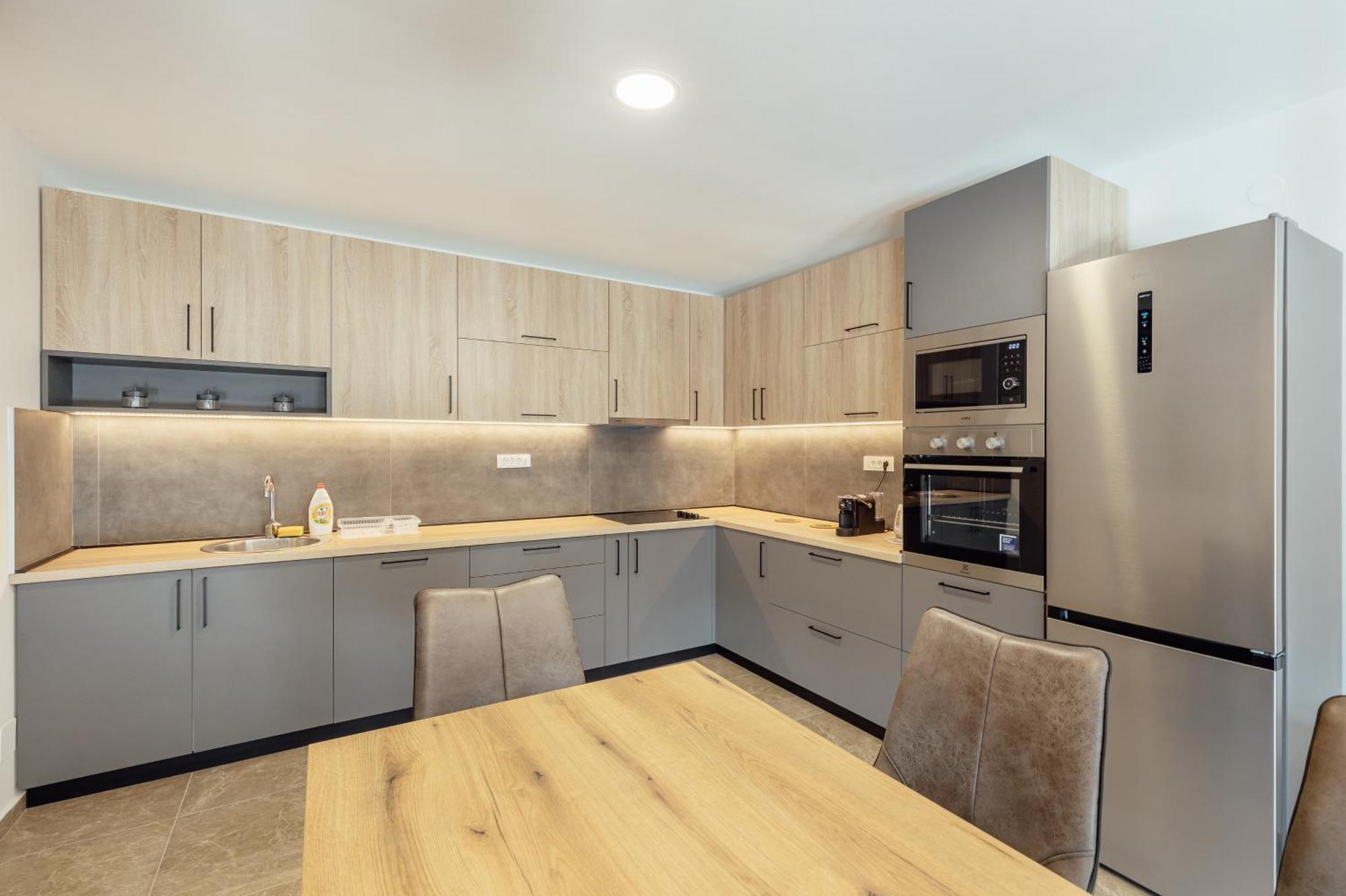 Magnolija Apartmani Igalo Zewnętrze zdjęcie