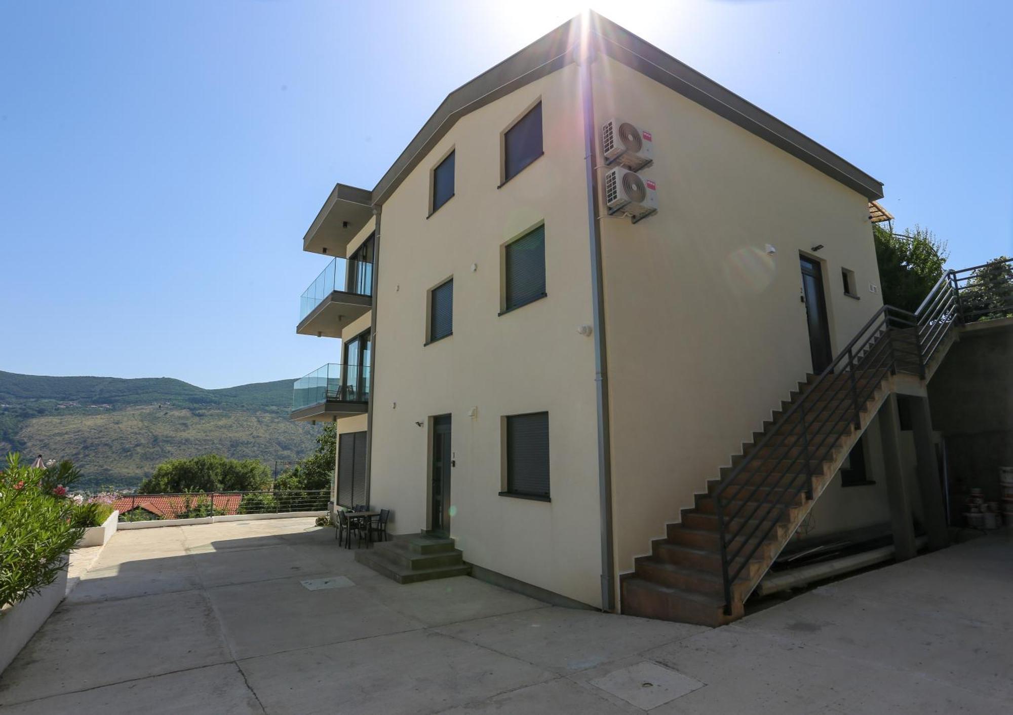 Magnolija Apartmani Igalo Zewnętrze zdjęcie